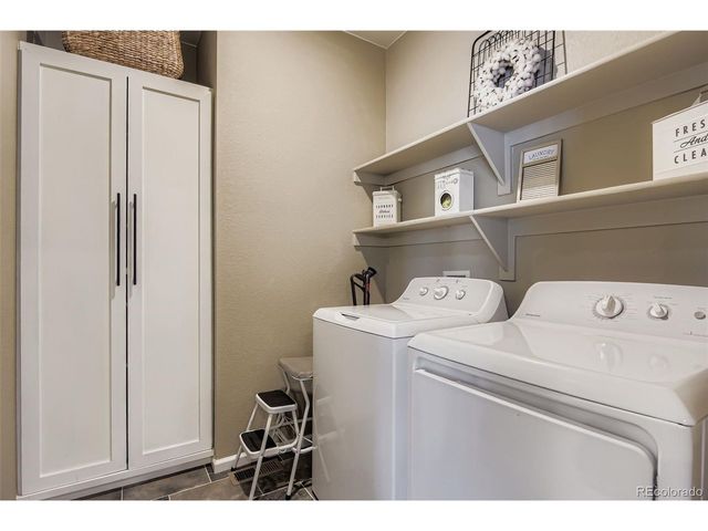 27227 E Maple Ave, Aurora, CO 80018