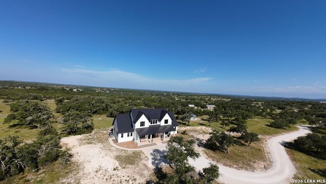 813 VERDE VISTA DR, Wimberley, TX 78676