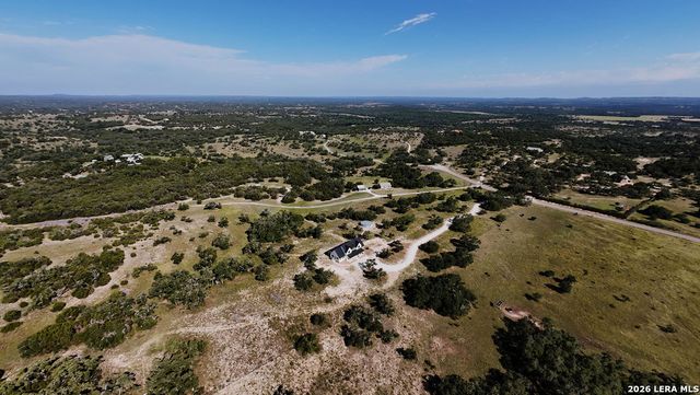 813 VERDE VISTA DR, Wimberley, TX 78676