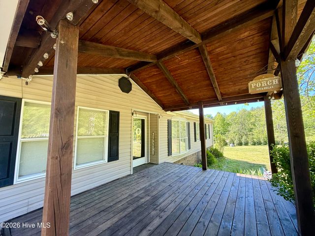 1038 Blackburn Hollow Road, Purlear, NC 28665