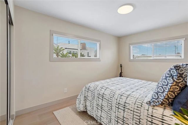 677 5th Street, Hermosa Beach, CA 90254