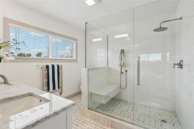 677 5th Street, Hermosa Beach, CA 90254