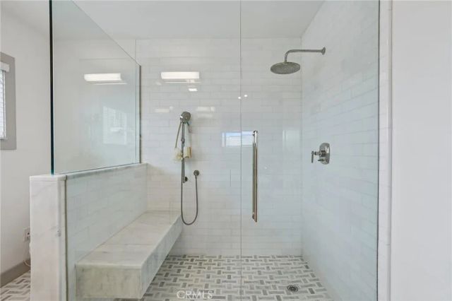677 5th Street, Hermosa Beach, CA 90254