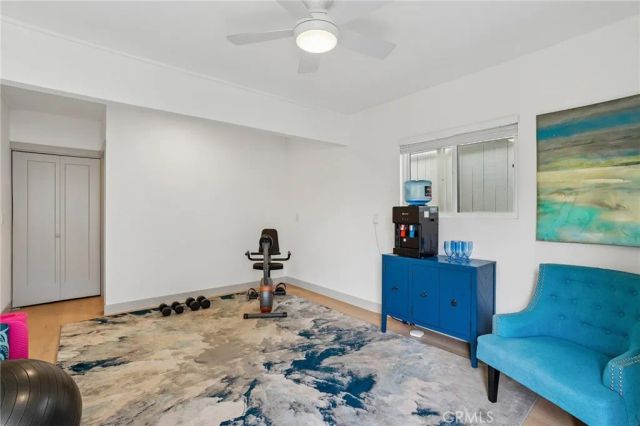 677 5th Street, Hermosa Beach, CA 90254