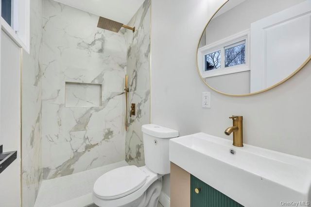 191 Ridge Road, Wheatley Heights, NY 11798