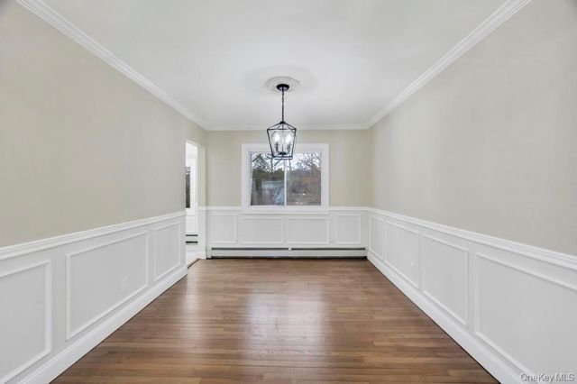 191 Ridge Road, Wheatley Heights, NY 11798