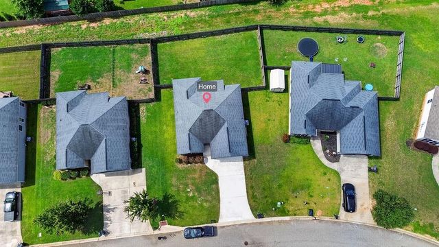 111 Winsted Court, Perry, GA 31069