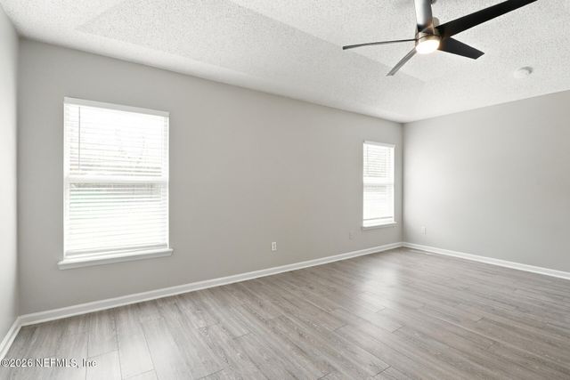 6676 SOUTHERN OAKS Drive, Jacksonville, FL 32244