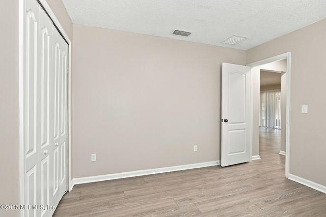 6676 SOUTHERN OAKS Drive, Jacksonville, FL 32244