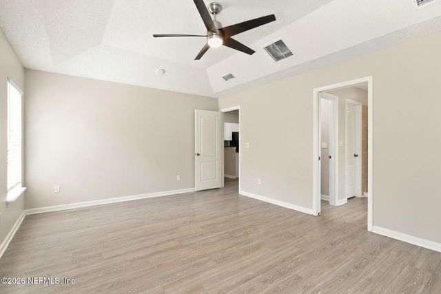6676 SOUTHERN OAKS Drive, Jacksonville, FL 32244