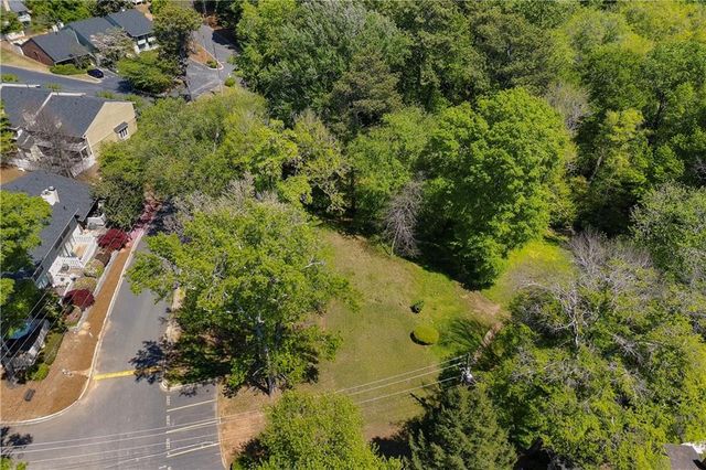 2196 Palmyra Drive, Marietta, GA 30067