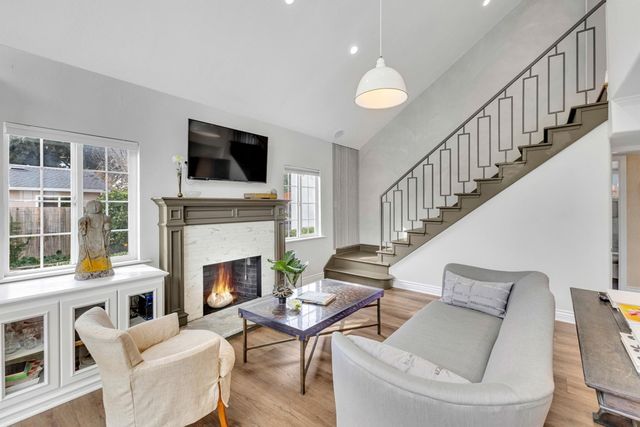 3178 Berkshire Ct, Pleasanton, CA 94588