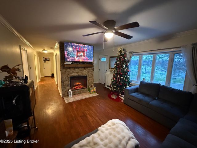 28 Dobner Way, Eminence, KY 40019