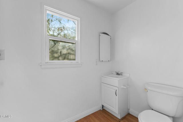 1716 N Roosevelt Avenue, Altadena, CA 91001