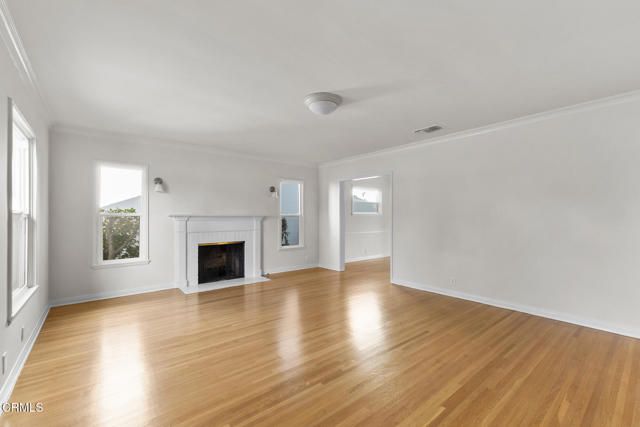 1716 N Roosevelt Avenue, Altadena, CA 91001