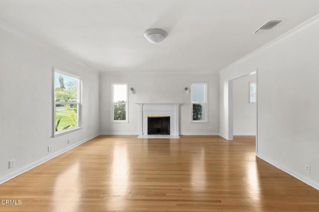 1716 N Roosevelt Avenue, Altadena, CA 91001