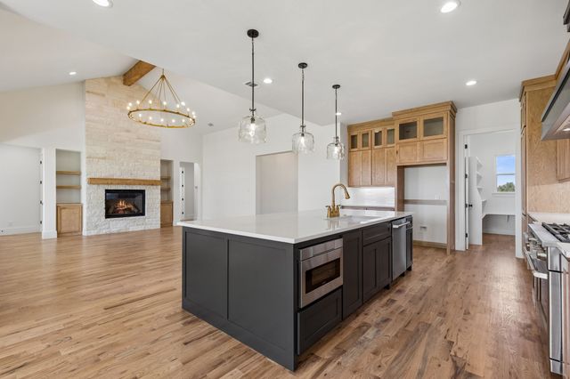2053 Preserve Trail, Weatherford, TX 76088