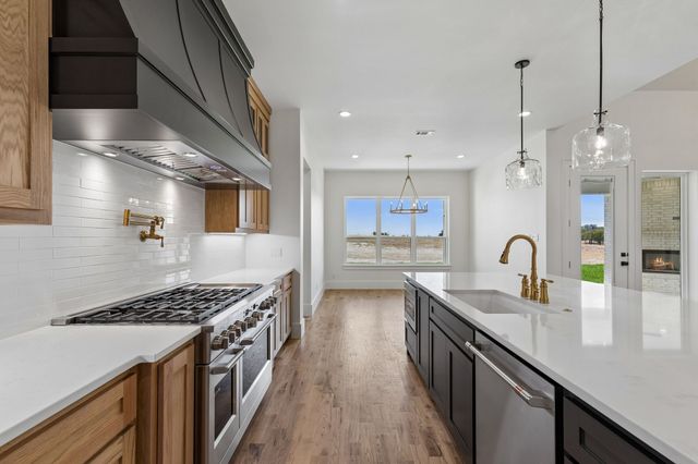 2053 Preserve Trail, Weatherford, TX 76088