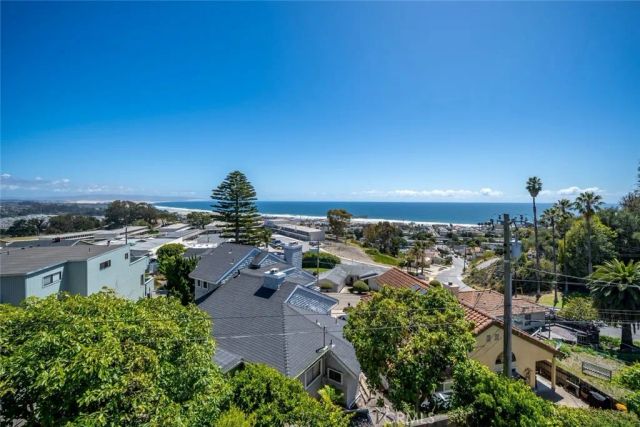 721 Lemoore, Pismo Beach, CA 93449