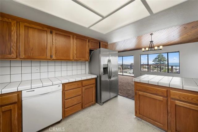 721 Lemoore, Pismo Beach, CA 93449