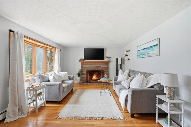 1 Odonnell Dr, Attleboro, MA 02703