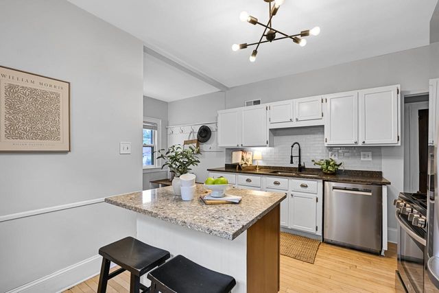 2207 N 66th STREET, Wauwatosa, WI 53213