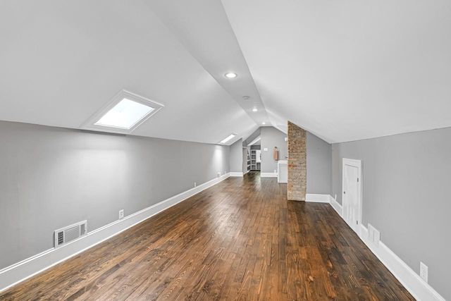 2207 N 66th STREET, Wauwatosa, WI 53213