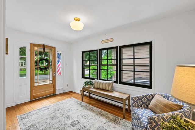 2207 N 66th STREET, Wauwatosa, WI 53213