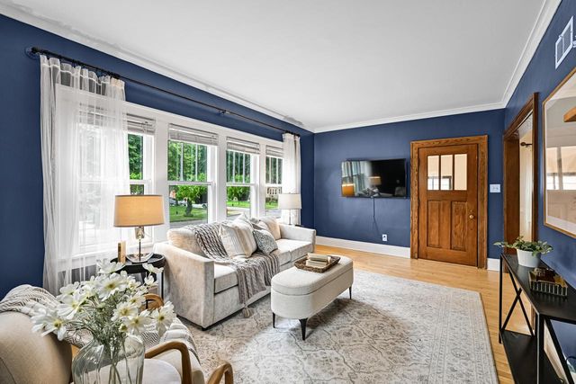 2207 N 66th STREET, Wauwatosa, WI 53213