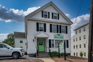 72 Wright St, Stoneham, MA 02180