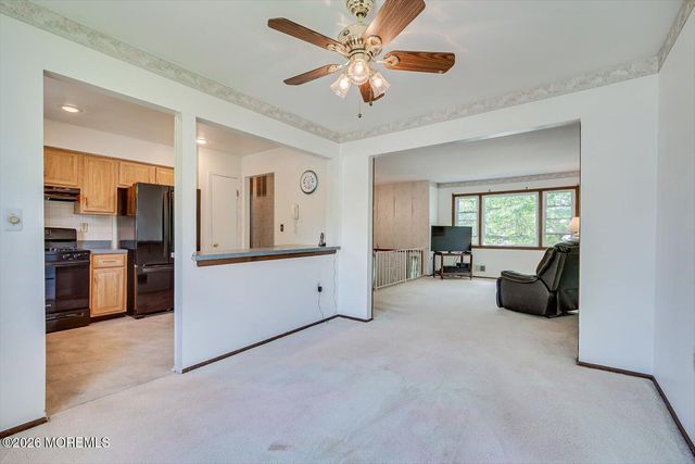 864 Malden Drive, Cliffwood Beach, NJ 07735