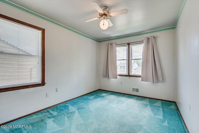 864 Malden Drive, Cliffwood Beach, NJ 07735