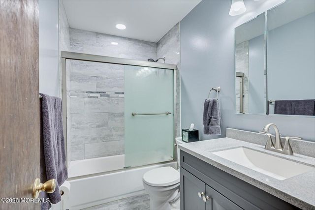 864 Malden Drive, Cliffwood Beach, NJ 07735