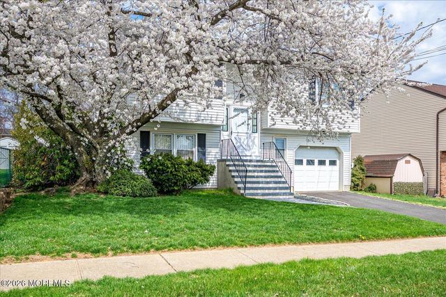 864 Malden Drive, Cliffwood Beach, NJ 07735