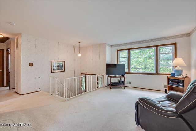 864 Malden Drive, Cliffwood Beach, NJ 07735