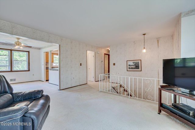 864 Malden Drive, Cliffwood Beach, NJ 07735