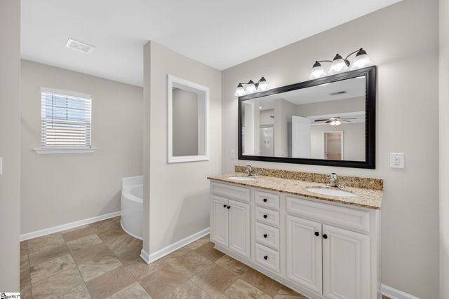 14 Snowy Court, Fountain Inn, SC 29644