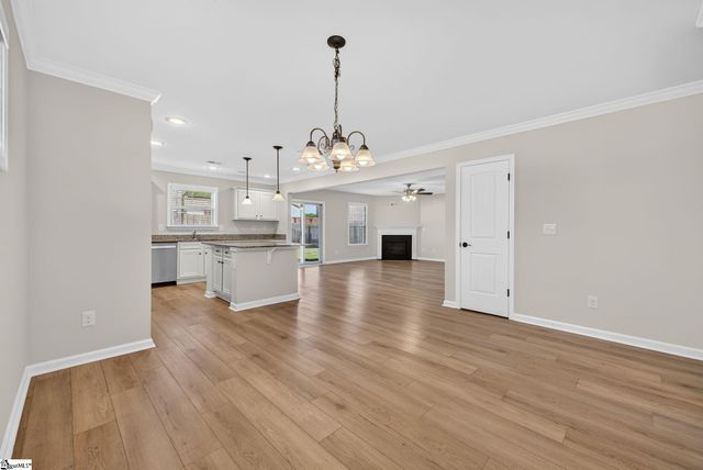 14 Snowy Court, Fountain Inn, SC 29644