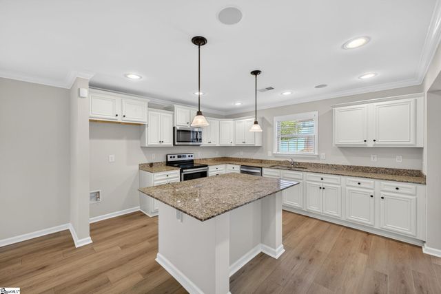 14 Snowy Court, Fountain Inn, SC 29644