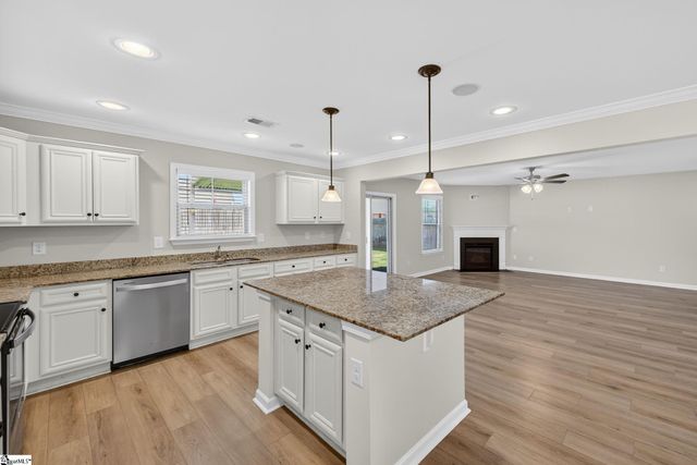 14 Snowy Court, Fountain Inn, SC 29644