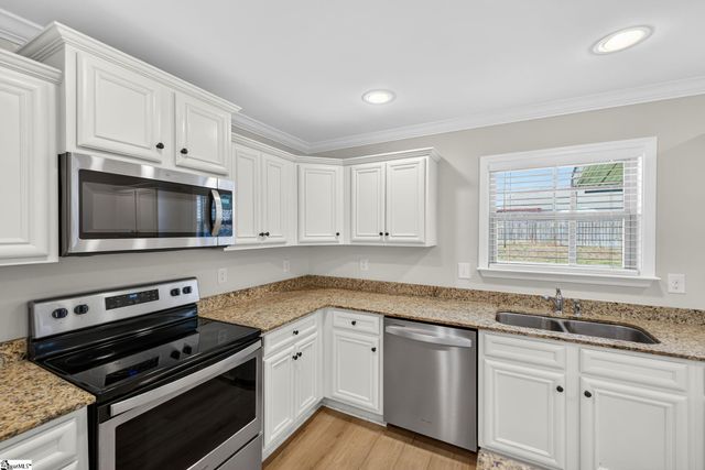 14 Snowy Court, Fountain Inn, SC 29644