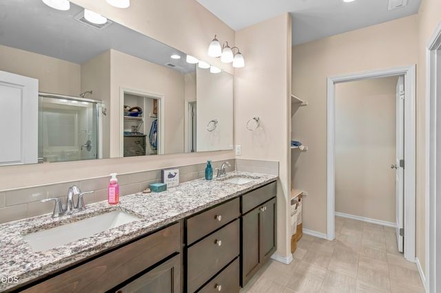 2569 NW Upas Way, Redmond, OR 97756