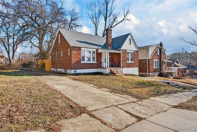 3816 Oakridge Boulevard, St Louis, MO 63121