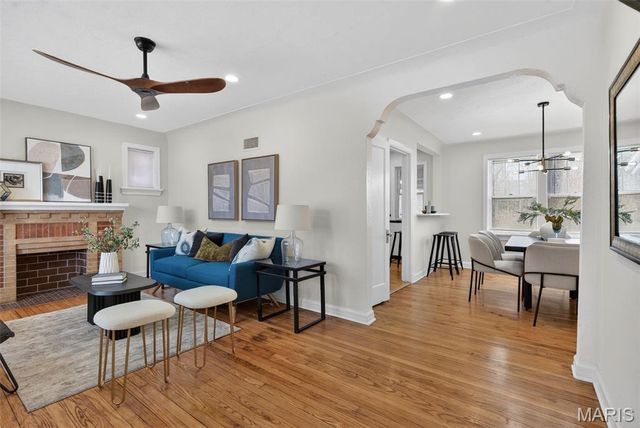 3816 Oakridge Boulevard, St Louis, MO 63121