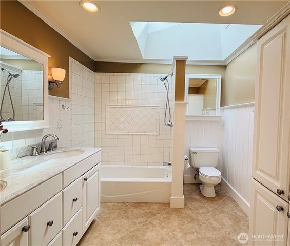 10509 NE 197th Street, Bothell, WA 98011