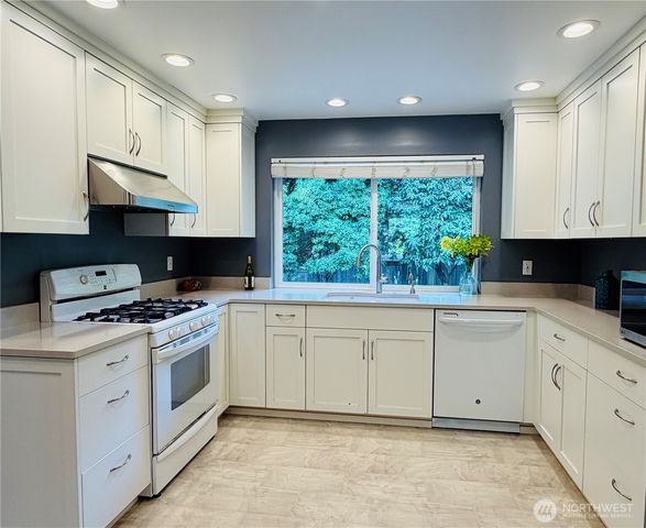 10509 NE 197th Street, Bothell, WA 98011