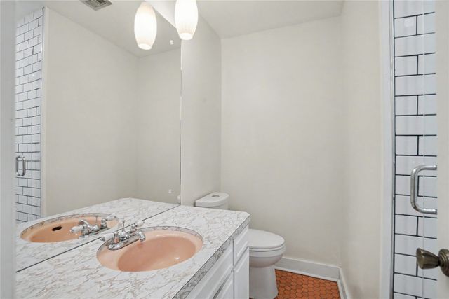 2924 Willowmere Drive, Des Moines, IA 50321