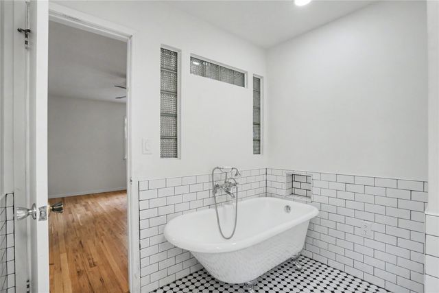 2924 Willowmere Drive, Des Moines, IA 50321