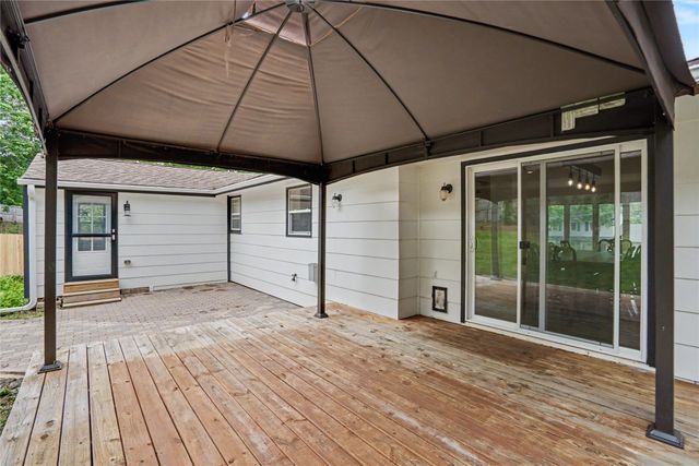 2924 Willowmere Drive, Des Moines, IA 50321