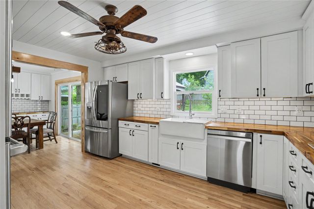 2924 Willowmere Drive, Des Moines, IA 50321
